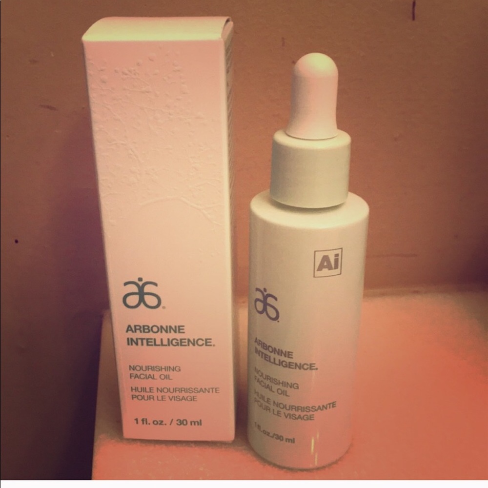 Arbonne Intelligence Nourishing Facial Oil! BNIB